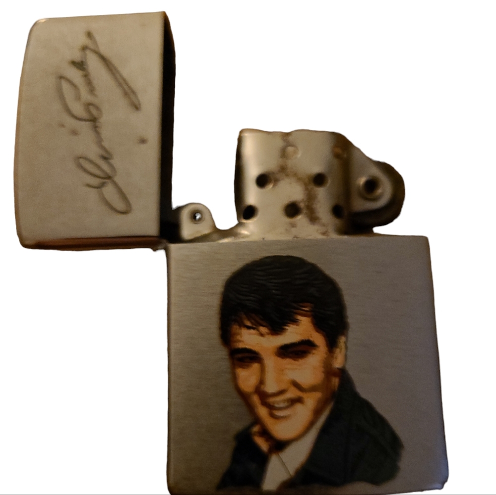 Unused Vintage from the 1980s Rare find Collectible Elvis Presley Zippo Lighter